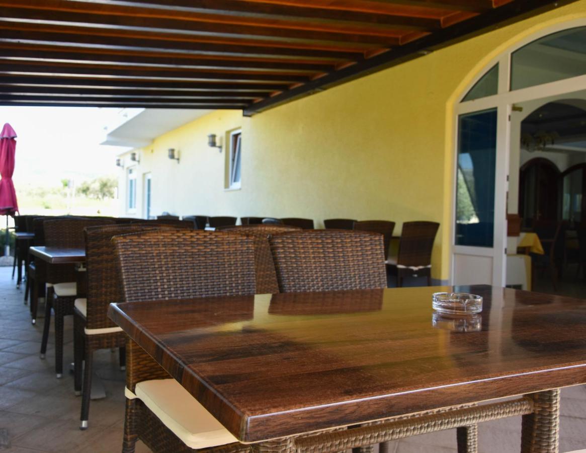 Hotel Adria Kaštela Εξωτερικό φωτογραφία