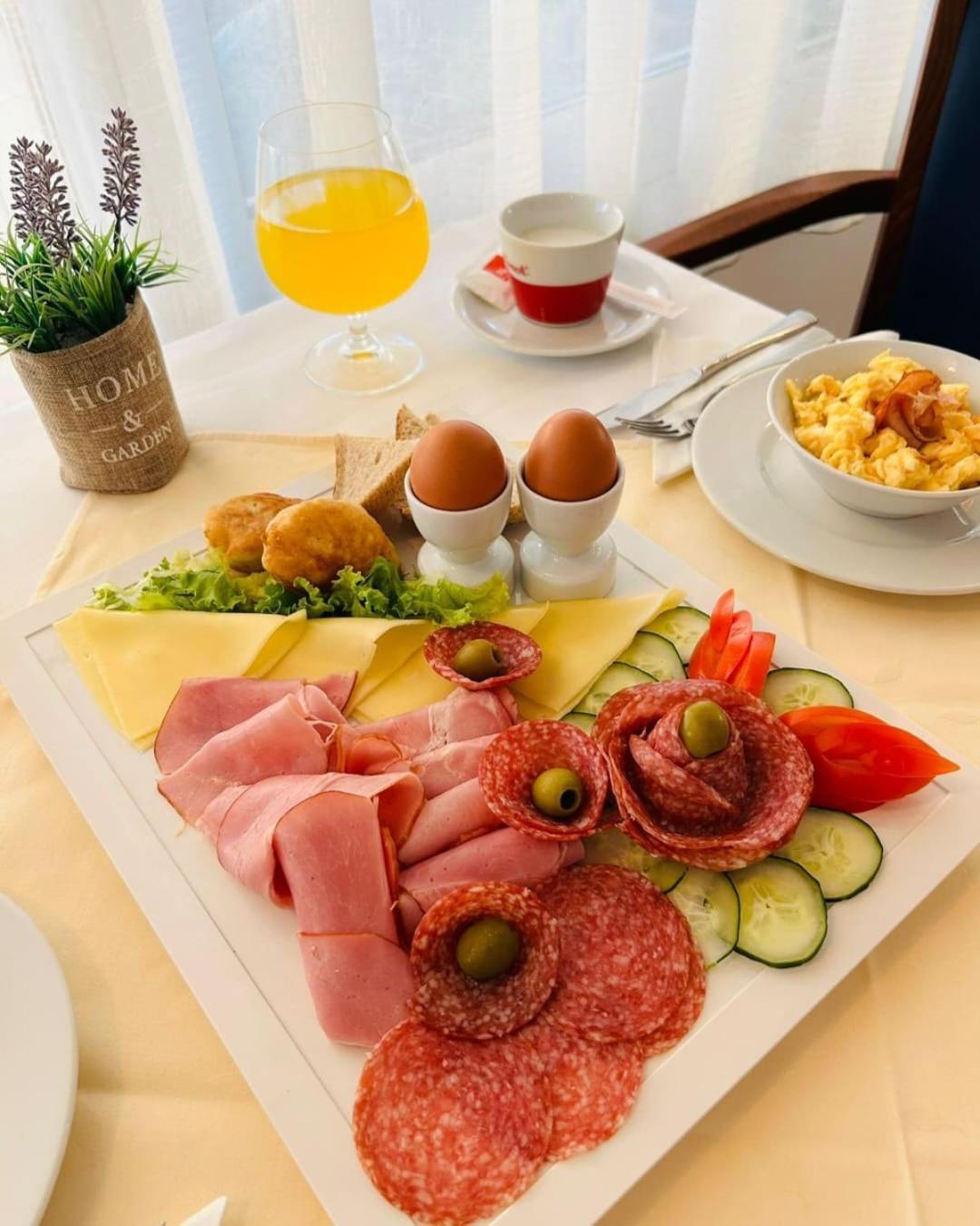 Hotel Adria Kaštela Εξωτερικό φωτογραφία