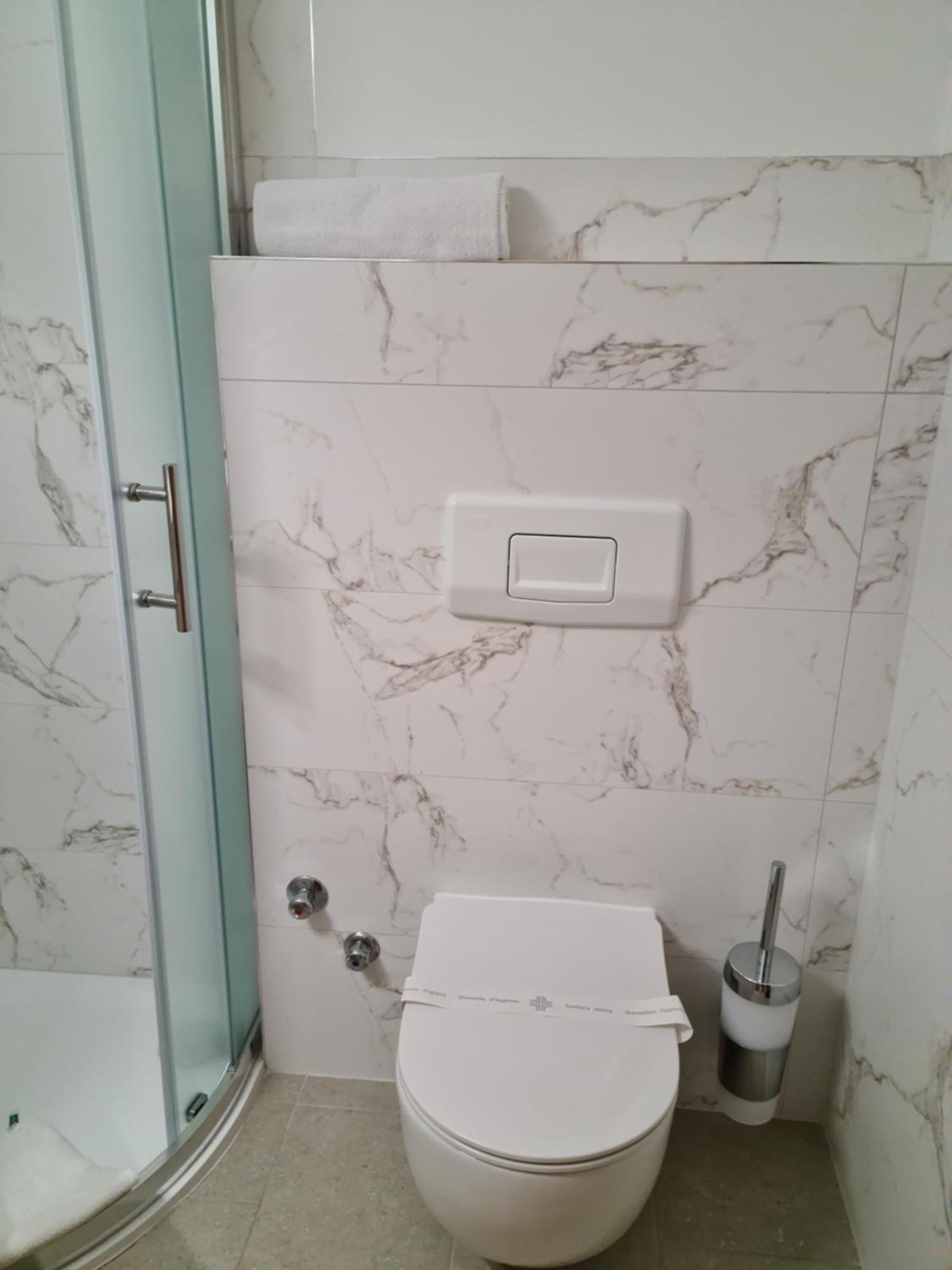 Hotel Adria Kaštela Εξωτερικό φωτογραφία